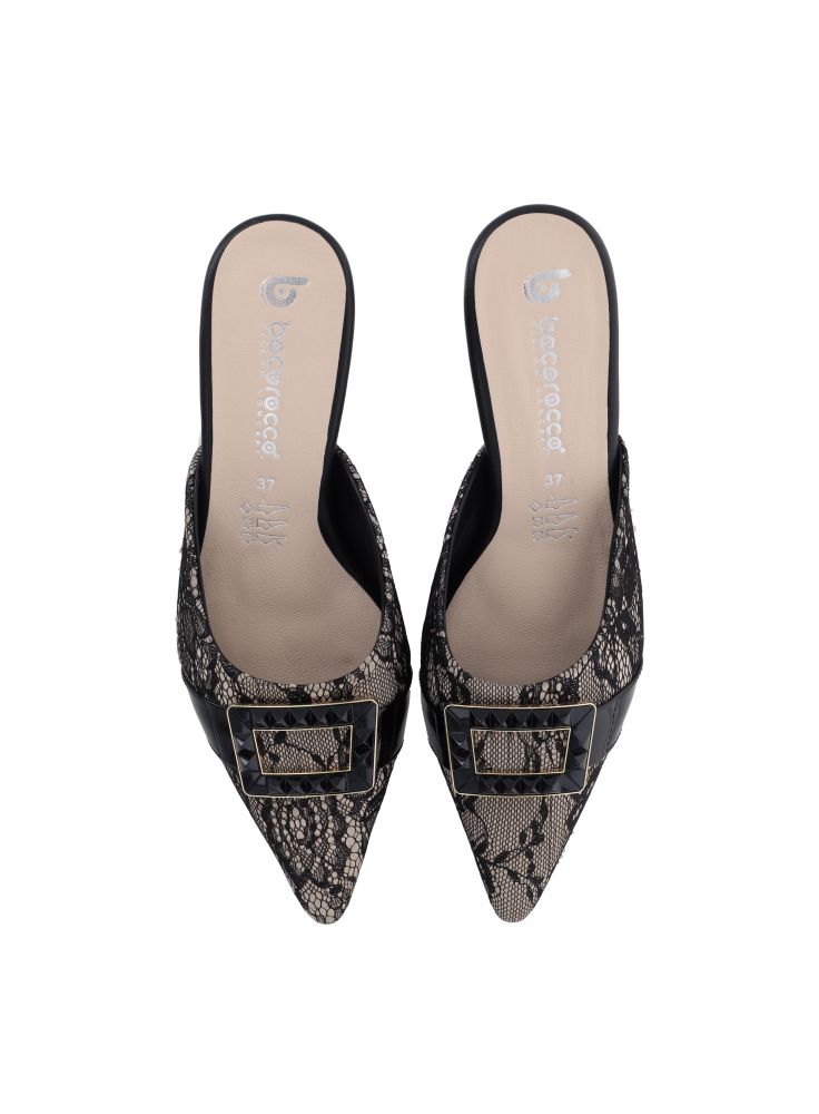 D. Claudia 03 Nero Beige