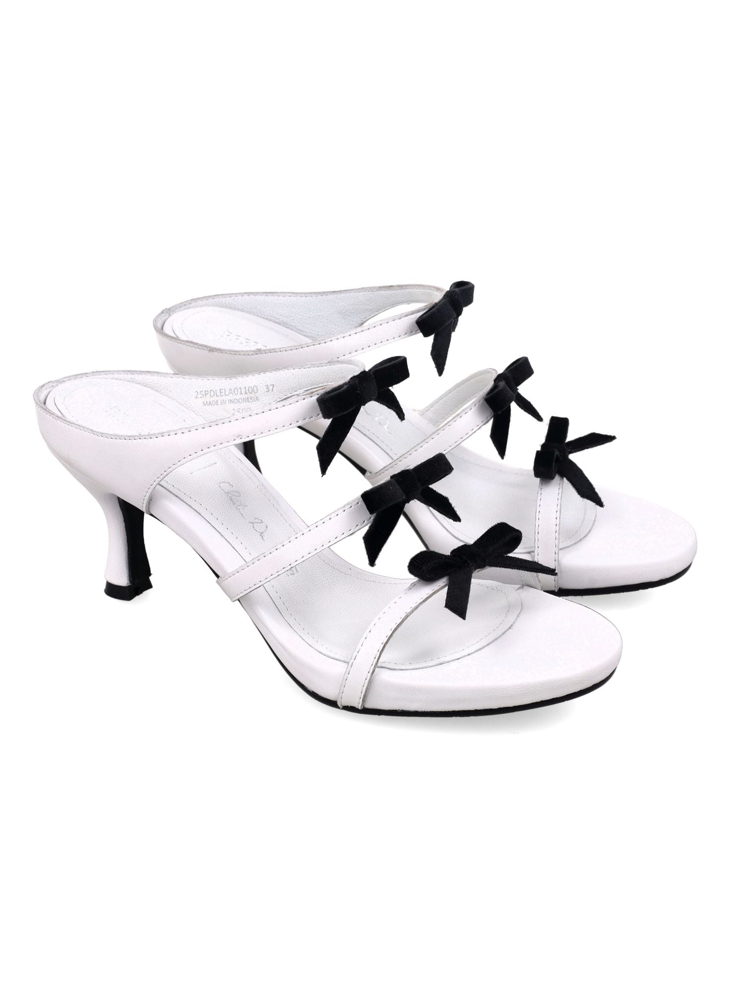 Bocorocco x Christin Wu D. Leila 01 & 101 - Sepatu Heels Kulit Asli (01) & Beludru Velvet (101) Pita Beludru - Nyaman & Halal