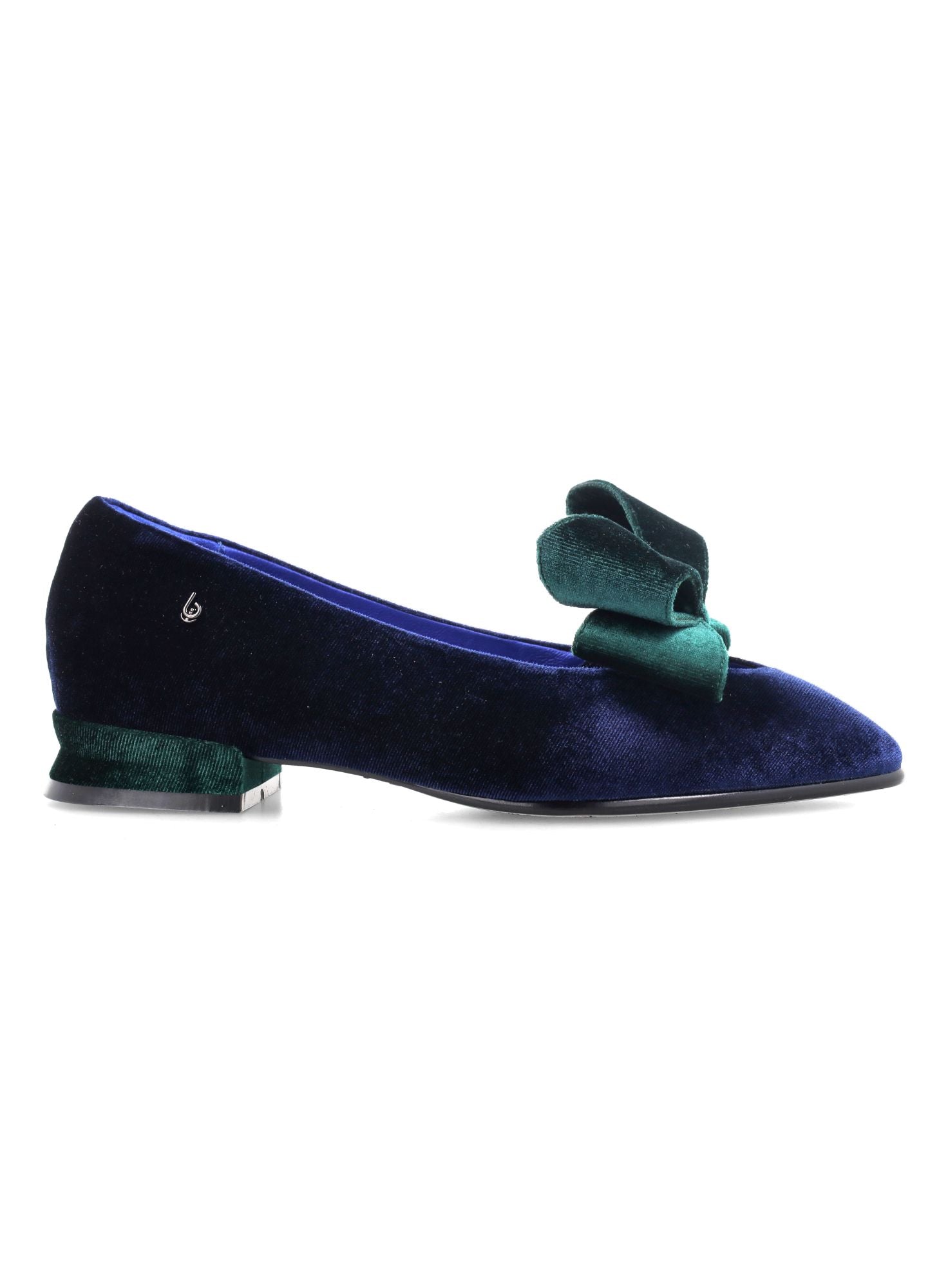 Bocorocco x Christin Wu D. Christina 03 & 103 - Sepatu Velvet (103) Leather (03) Toe Pump Shoes Pita - Nyaman & Halal