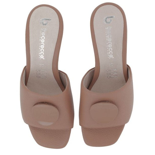 D. Melisa 37 Cammello