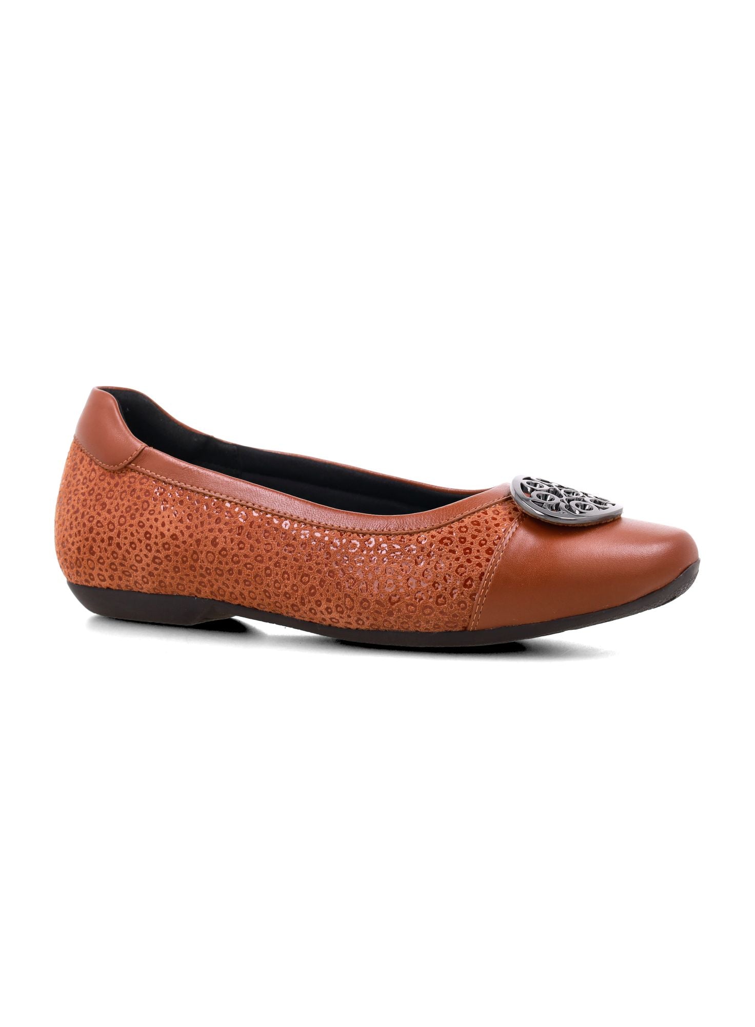 D. Luciana 299A Tan