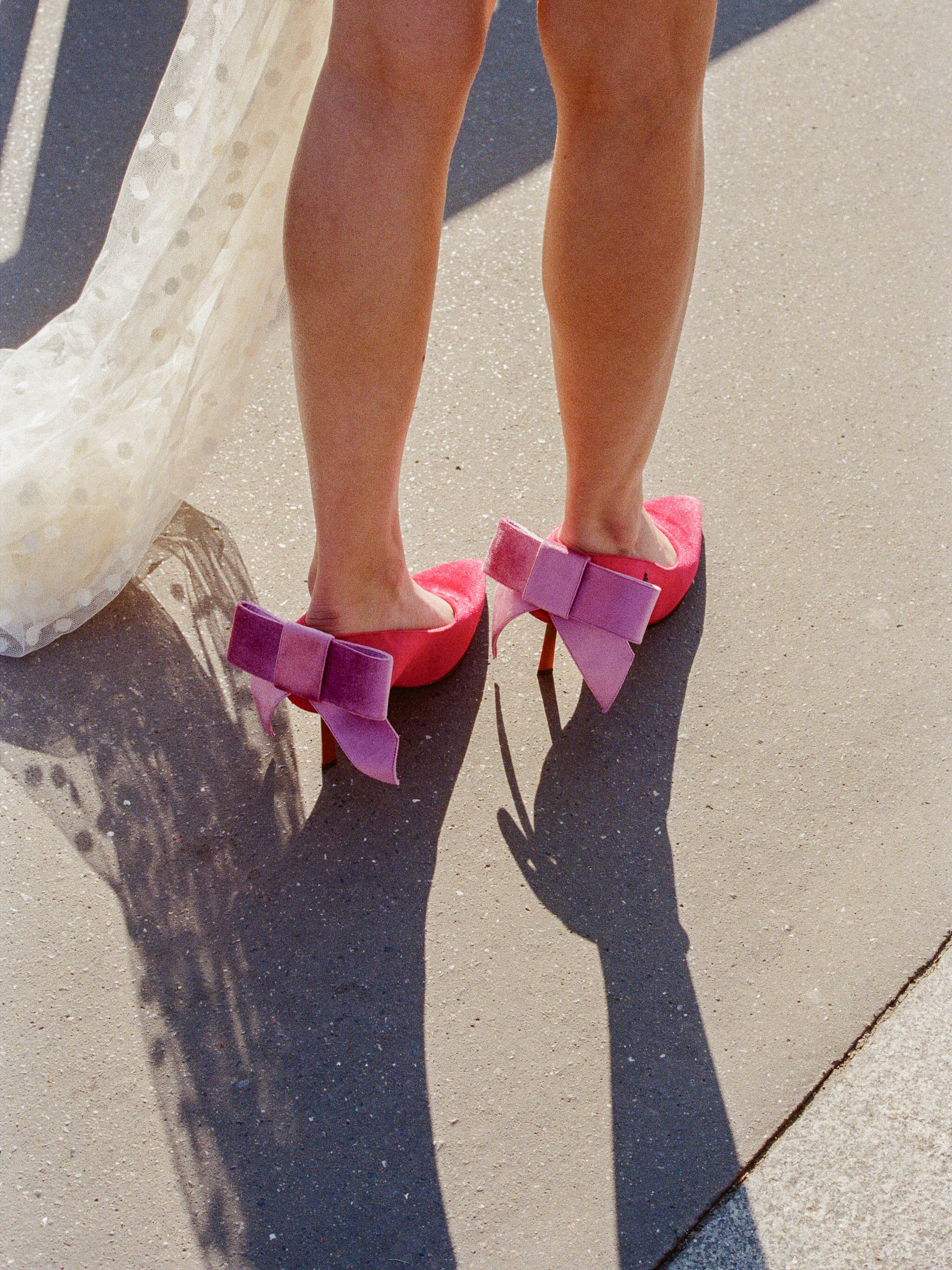 Bocorocco x Christin Wu D. Capri 101 - Sepatu Heels Velvet Pump Shoes Pita - Nyaman & Halal